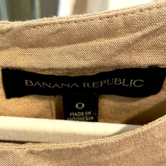 Banana Republic Peplum Shirt - Picture 3 of 3